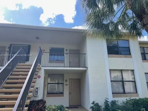 1256 S Military Trl #924, Deerfield Beach, FL 33442