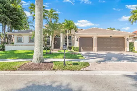 2539 Eagle Run Dr, Weston, FL 33327