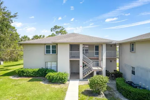 20 Lake Vista Trl #107, Port Saint Lucie, FL 34952