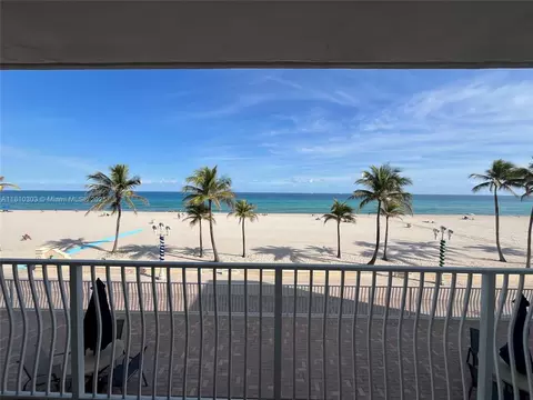 300 Oregon St #206, Hollywood, FL 33019