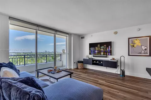 3232 SW 22nd Ter #1106, Miami, FL 33145