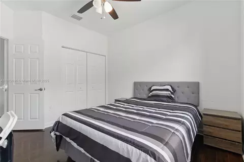 Bedroom - 3534 W 106th St, Hialeah, FL 33018 photo 3 of 5