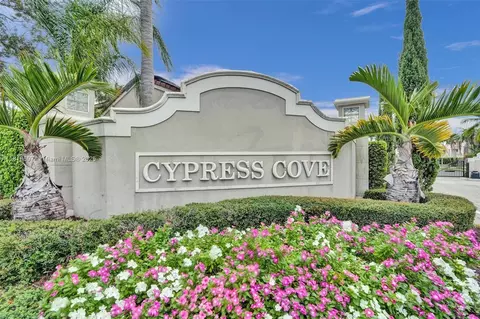 7325 Flores Way, Margate, FL 33063 photo 3