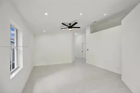 7325 Flores Way, Margate, FL 33063 photo 13