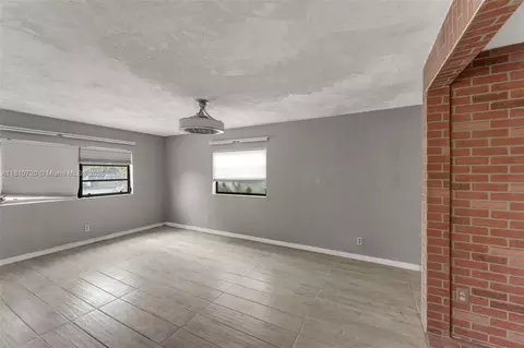 Living - 15101 Harrison St, Miami, FL 33176 photo 3 of 4
