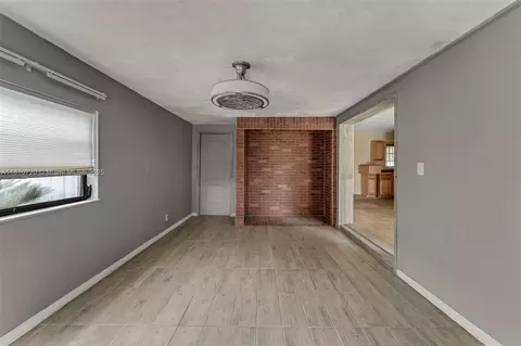 Living - 15101 Harrison St, Miami, FL 33176 photo 4 of 4