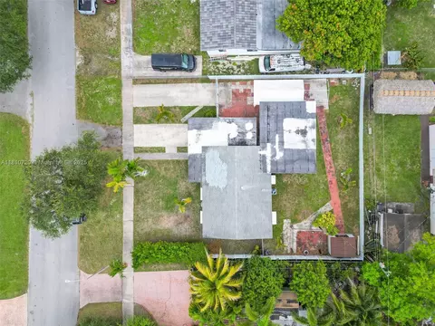 View/Area - 15101 Harrison St, Miami, FL 33176 photo 2 of 5