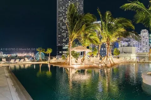 159 NE 6th St #3205, Miami, FL 33132