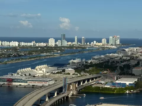 159 NE 6th St #4215, Miami, FL 33132
