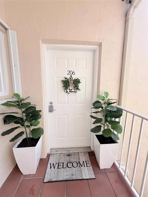 15741 SW 137th Ave #206, Miami, FL 33177