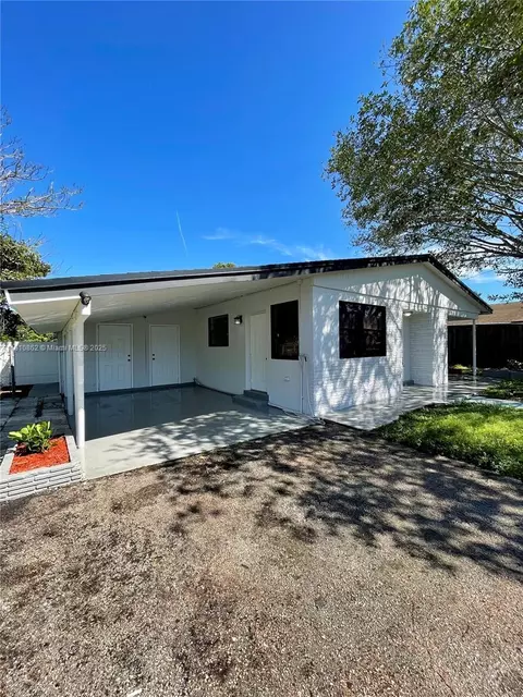 310 NW 33rd Ter, Lauderhill, FL 33311