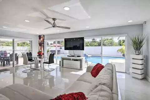 Other - 8031 W 14th Ct, Hialeah, FL 33014 photo 2 of 8