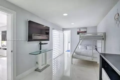 Other - 8031 W 14th Ct, Hialeah, FL 33014 photo 5 of 8