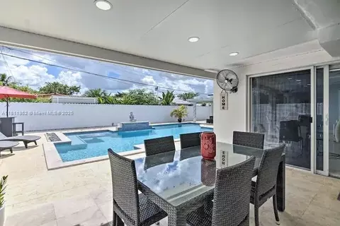 Other - 8031 W 14th Ct, Hialeah, FL 33014 photo 7 of 8