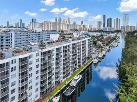 3660 NE 166th St #603, North Miami Beach, FL 33160