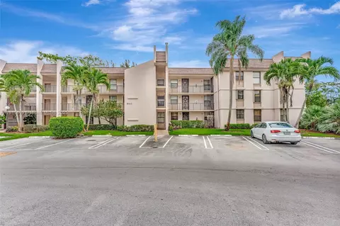 8411 Forest Hills Dr #208, Coral Springs, FL 33065