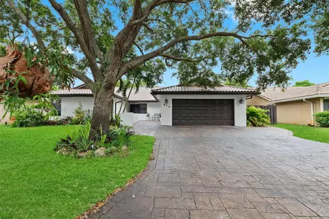 875 NW 108th Ln, Coral Springs, FL 33071