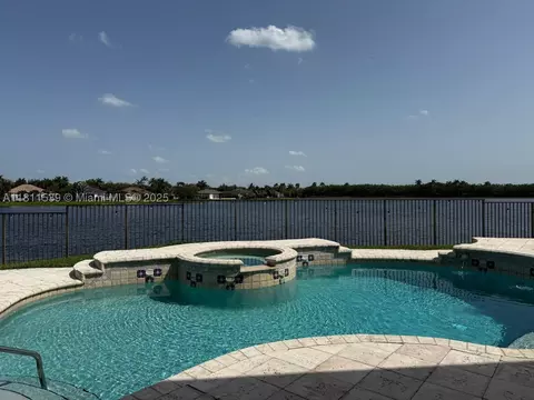 1418 Lantana Dr, Weston, FL 33326