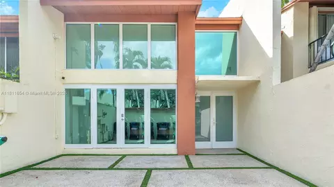 7840 SW 103rd Pl, Miami, FL 33173