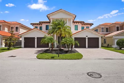 7855 SW 195th Ter, Cutler Bay, FL 33157