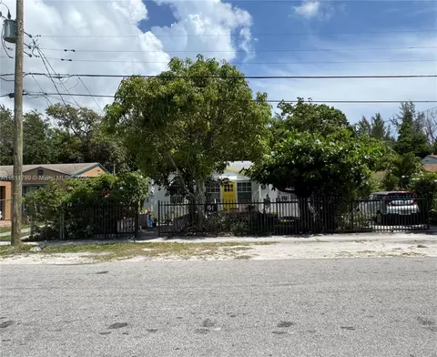 151 NW 64th St, Miami, FL 33150