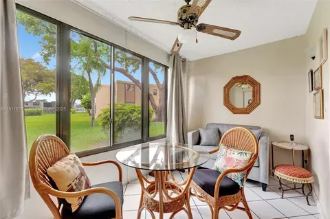 7355 NW 18th St #106, Margate, FL 33063