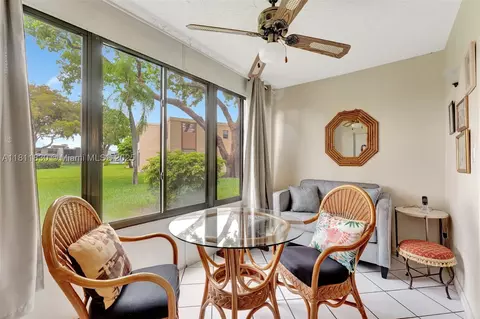7355 NW 18th St #106, Margate, FL 33063