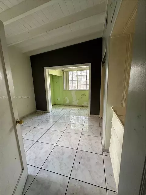315 W 44th St, Hialeah, FL 33012 photo 13