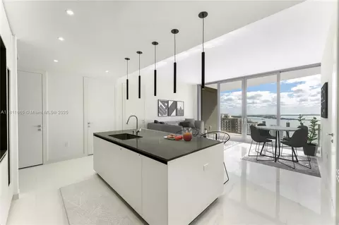 300 Biscayne Blvd Way #3606, Miami, FL 33130