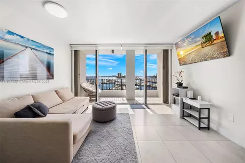 555 NE 15th St #516, Miami, FL 33132