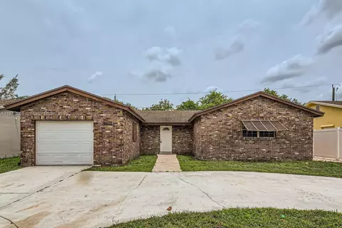 9353 SW 1st Pl, Boca Raton, FL 33428