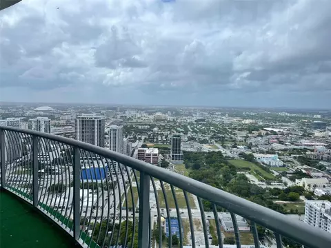 1750 N Bayshore Dr #5615, Miami, FL 33132