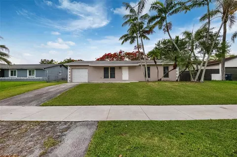 26422 SW 122nd Ct, Homestead, FL 33032
