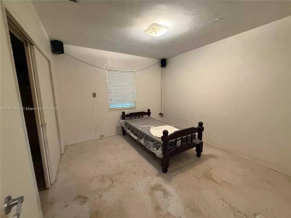 Bedroom - 13240 NE 4th Ave, North Miami, FL 33161 photo 3 of 3