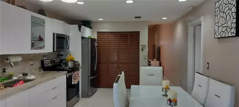 Other - 3149 W 68th Pl, Hialeah, FL 33018 photo 15 of 21