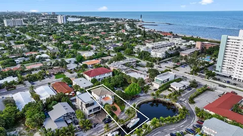 3229 Canal Dr, Pompano Beach, FL 33062