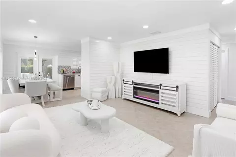 Living - 17543 SW 142nd Ct, Miami, FL 33177 photo 1 of 2