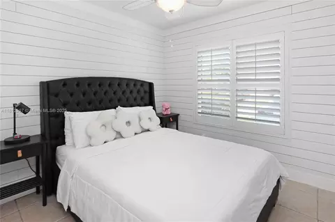 Bedroom - 17543 SW 142nd Ct, Miami, FL 33177 photo 3 of 4