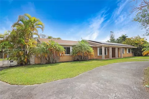 17501 SW 89th Ave, Palmetto Bay, FL 33157