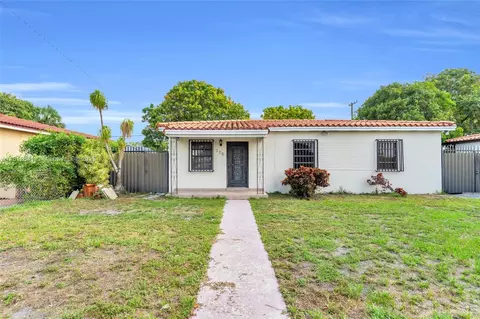 775 E 8th St, Hialeah, FL 33010