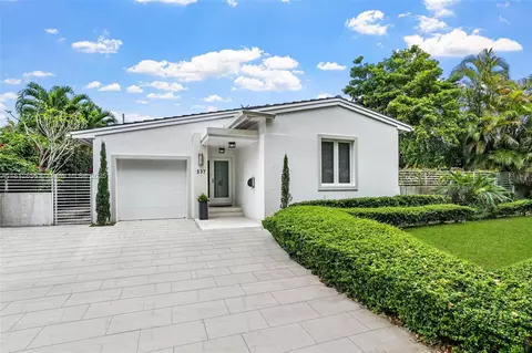 537 Marmore Ave, Coral Gables, FL 33146