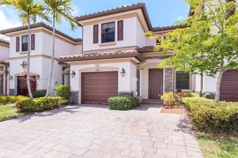 3324 W 90th St, Hialeah, FL 33018 photo 1