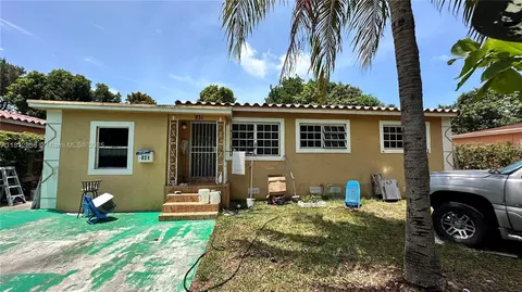 831 NE 157th Ter, North Miami Beach, FL 33162