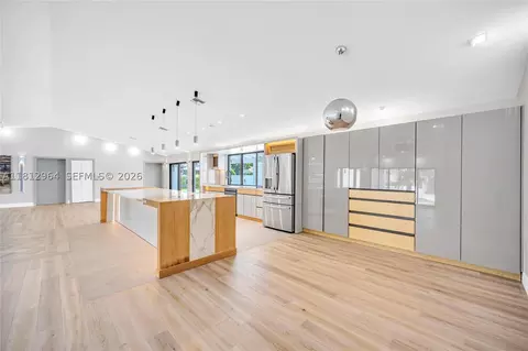 10600 SW 140th St, Miami, FL 33176