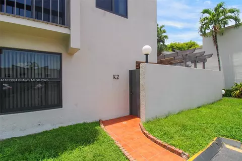 4732 SW 67th Ave #K2, Miami, FL 33155