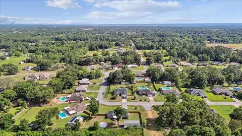 View/Area - 3661 Misty Woods, Pace, FL 32571 photo 4 of 5