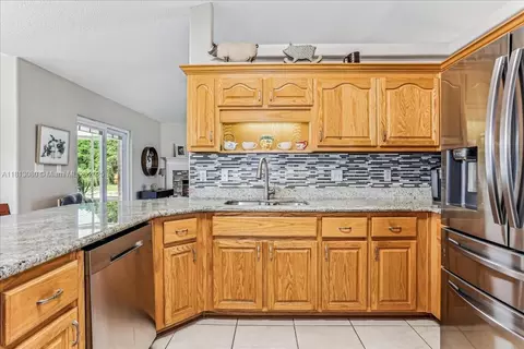 Kitchen - 3661 Misty Woods, Pace, FL 32571 photo 4 of 6