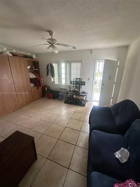 100 NW 204th St #3, Miami Gardens, FL 33169