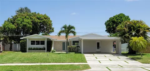 6640 SW 7 St, Pembroke Pines, FL 33023
