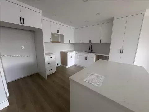 10854 N Kendall Dr #106, Miami, FL 33176